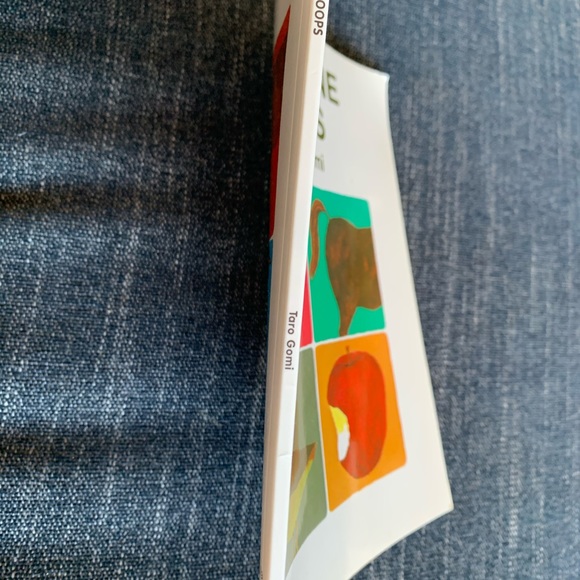 Everyone Poops Book by Taro Gomi - Picture 7 of 10